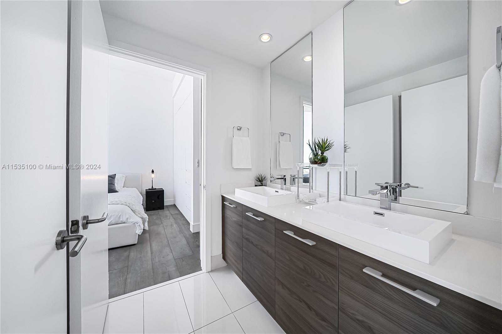 1300 Miami Ave, Miami, FL, 33130 United States, 4 Bedrooms Bedrooms, ,3 BathroomsBathrooms,Residential,For Sale,Miami Ave,A11535100