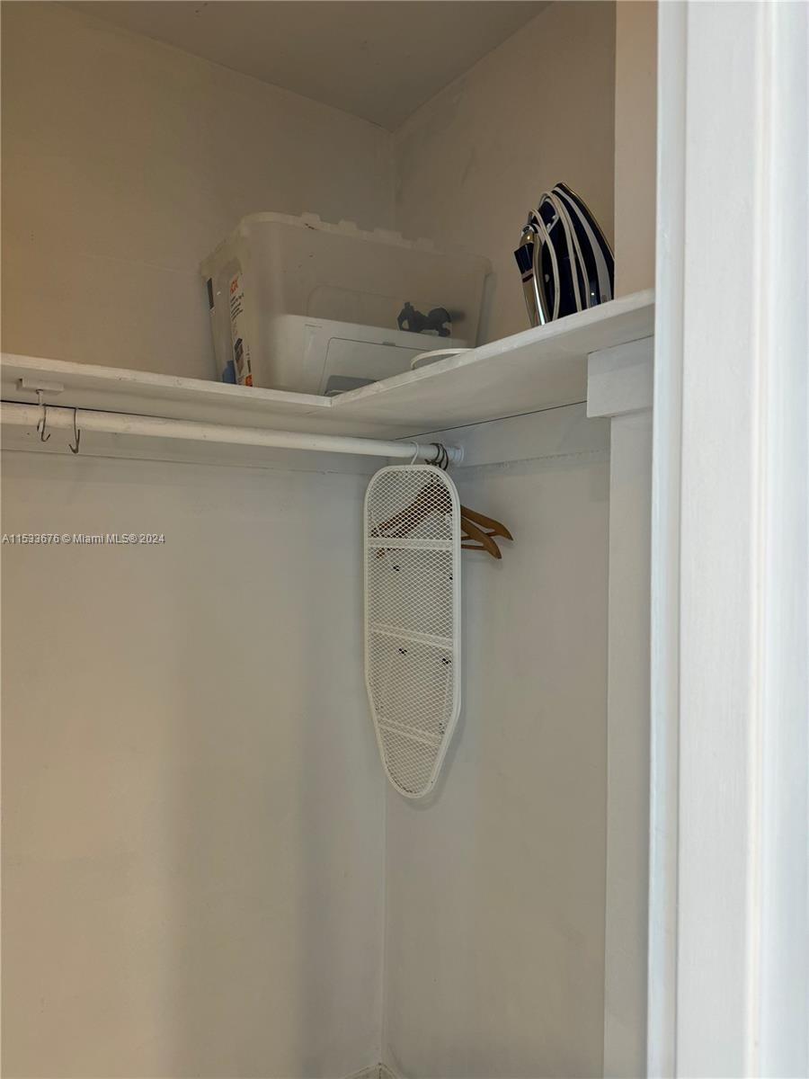 5445 Collins Ave 1606, Miami Beach, Florida 33140, ,1 BathroomBathrooms,Residential,For Sale,5445 Collins Ave 1606,A11533676