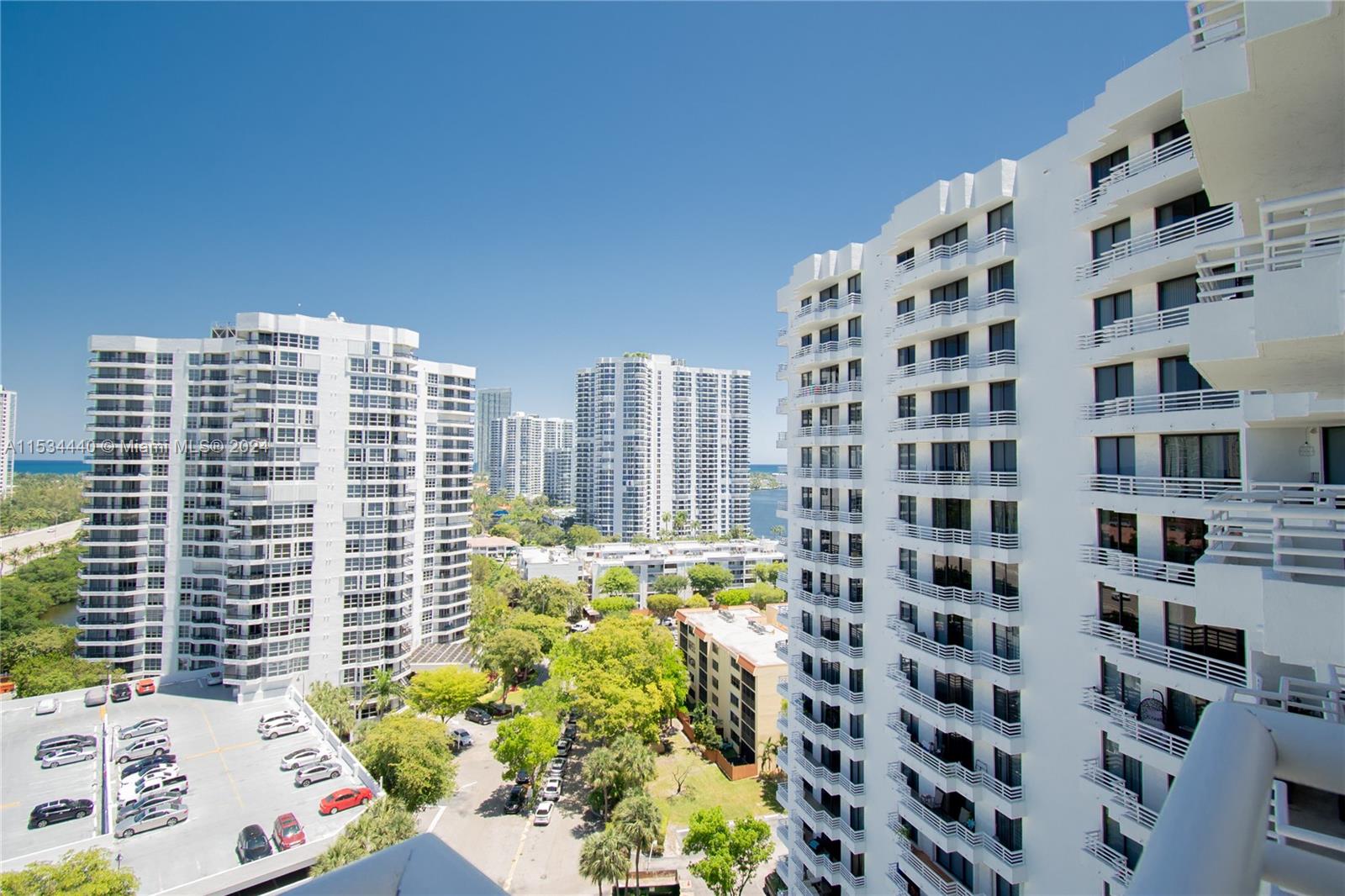 3300 NE 192nd St 515, Aventura, Florida 33180, 2 Bedrooms Bedrooms, ,2 BathroomsBathrooms,Residential,For Sale,3300 NE 192nd St 515,A11534440