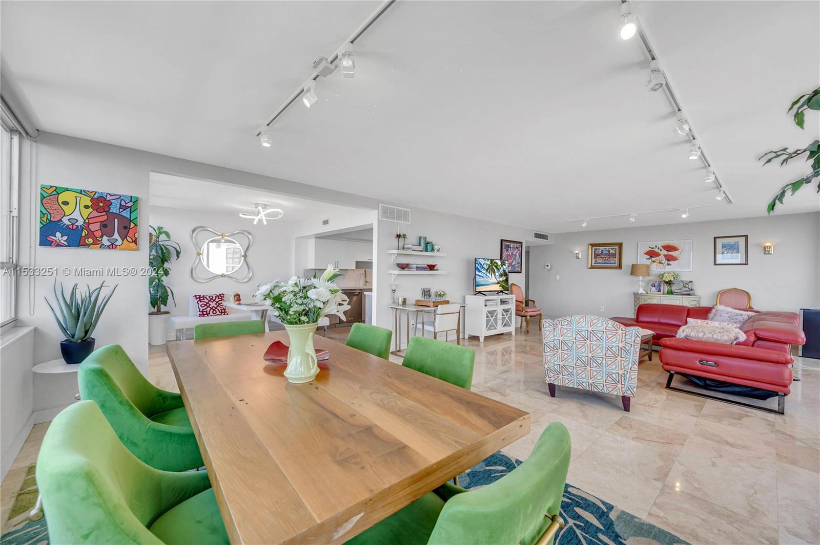 11 Island Ave 911, Miami Beach, Florida 33139, 2 Bedrooms Bedrooms, ,2 BathroomsBathrooms,Residential,For Sale,11 Island Ave 911,A11533251