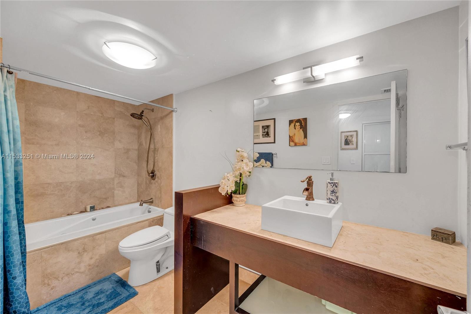 11 Island Ave 911, Miami Beach, Florida 33139, 2 Bedrooms Bedrooms, ,2 BathroomsBathrooms,Residential,For Sale,11 Island Ave 911,A11533251