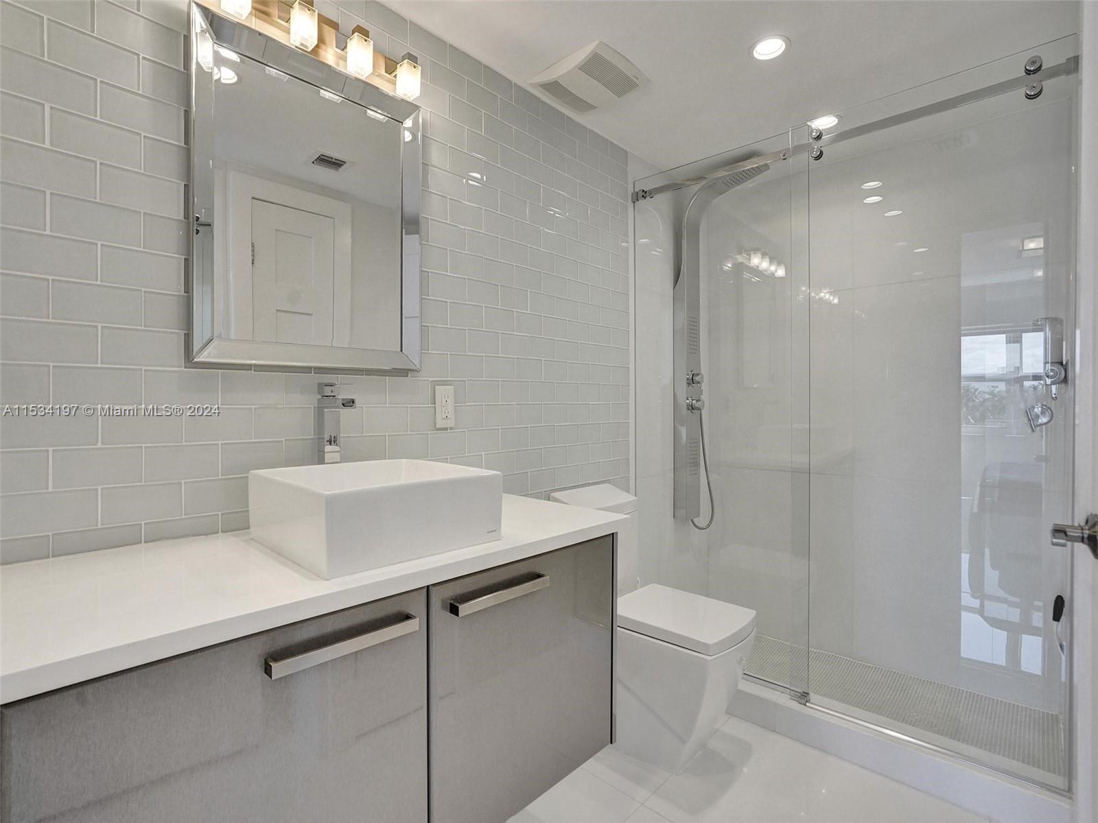 300 Diplomat Pkwy 503, Hallandale Beach, Florida 33009, 2 Bedrooms Bedrooms, ,2 BathroomsBathrooms,Residential,For Sale,300 Diplomat Pkwy 503,A11534197