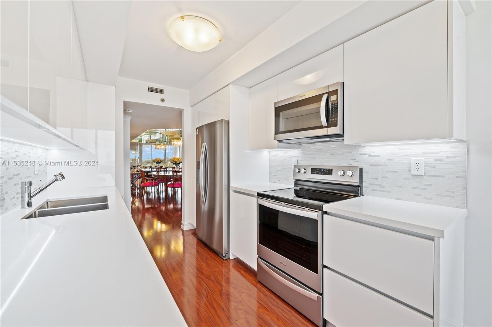 3598 Yacht Club Dr, Aventura, FL, 33180 United States, 3 Bedrooms Bedrooms, ,2 BathroomsBathrooms,Residential,For Sale,Yacht Club Dr,A11535248