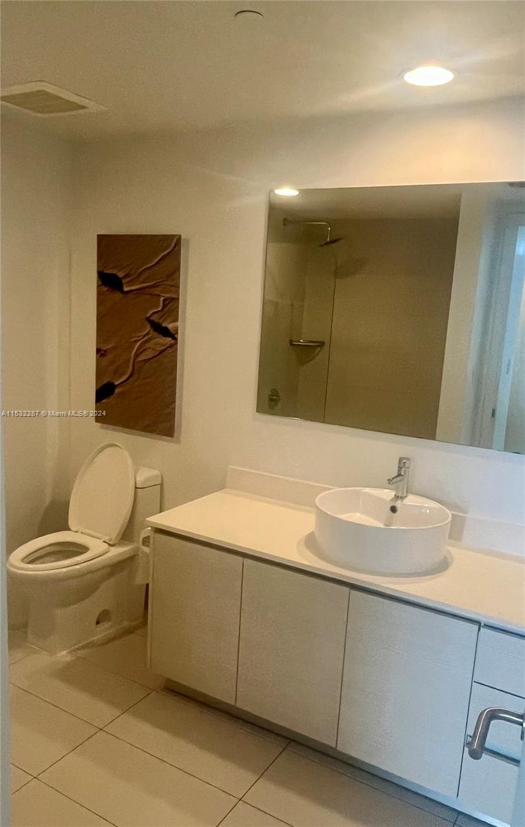 2602 E Hallandale Beach Blvd R3009, Hallandale Beach, Florida 33009, 2 Bedrooms Bedrooms, ,2 BathroomsBathrooms,Residentiallease,For Rent,2602 E Hallandale Beach Blvd R3009,A11532287