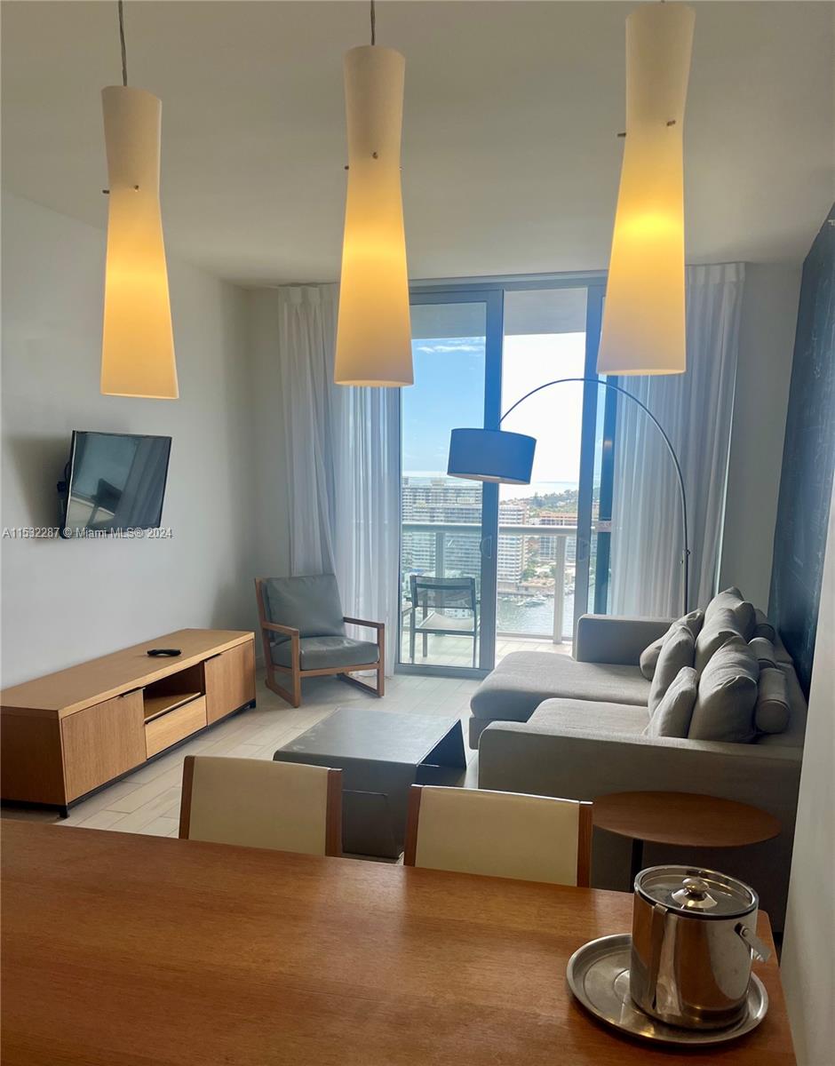 2602 E Hallandale Beach Blvd R3009, Hallandale Beach, Florida 33009, 2 Bedrooms Bedrooms, ,2 BathroomsBathrooms,Residentiallease,For Rent,2602 E Hallandale Beach Blvd R3009,A11532287