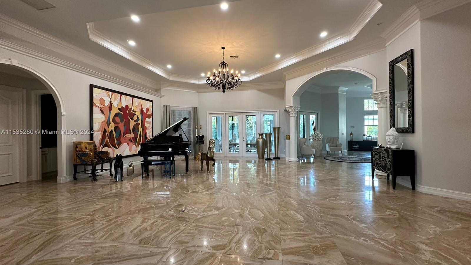 6761 livingston woods ln, Naples, FL, 34109 United States, 5 Bedrooms Bedrooms, ,5 BathroomsBathrooms,Residential,For Sale,livingston woods ln,A11535280