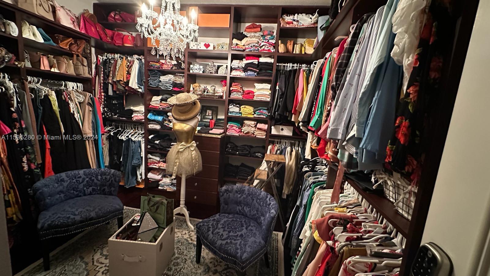 6761 livingston woods ln, Naples, FL, 34109 United States, 5 Bedrooms Bedrooms, ,5 BathroomsBathrooms,Residential,For Sale,livingston woods ln,A11535280