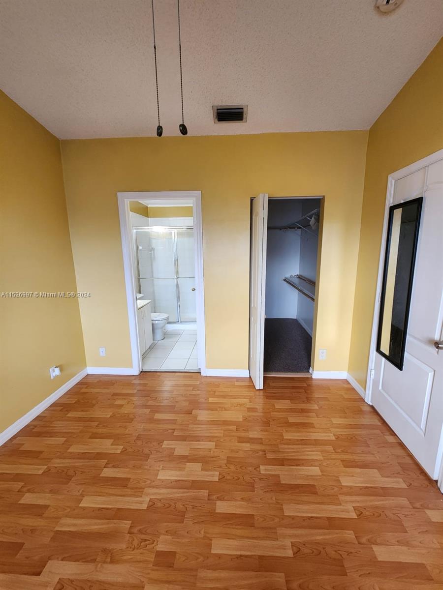 820 NE 212th Ter 6, Miami, Florida 33179, 3 Bedrooms Bedrooms, ,2 BathroomsBathrooms,Residentiallease,For Rent,820 NE 212th Ter 6,A11526997