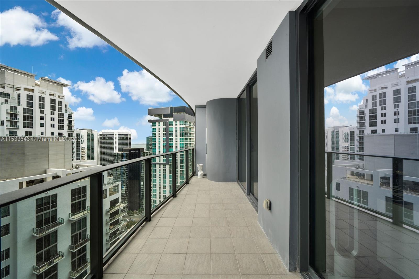 Condo for Sale in Miami, FL