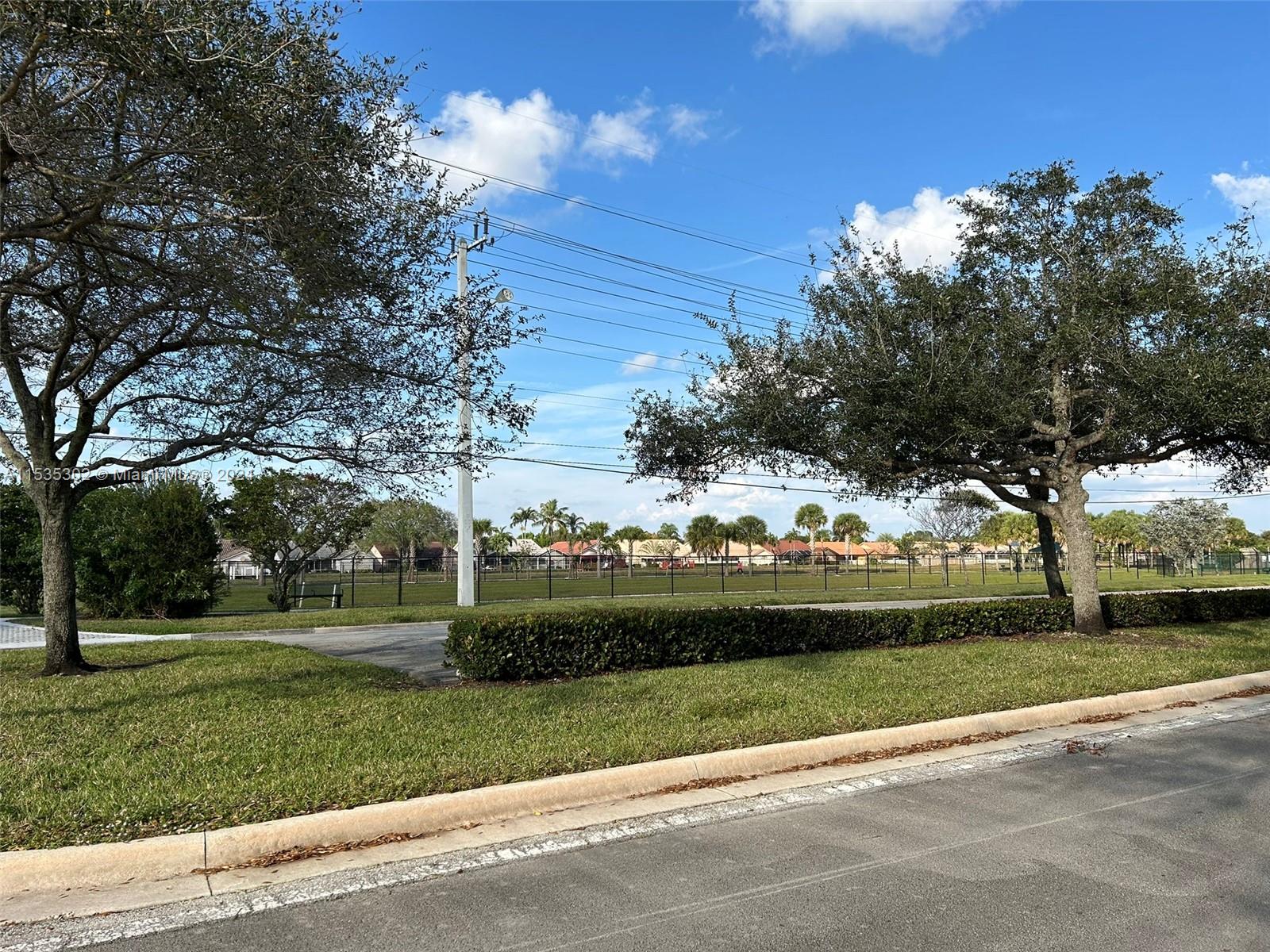 8213 Santa Monica Ter 8213, Tamarac, Florida 33321, 3 Bedrooms Bedrooms, ,2 BathroomsBathrooms,Residential,For Sale,8213 Santa Monica Ter 8213,A11535302