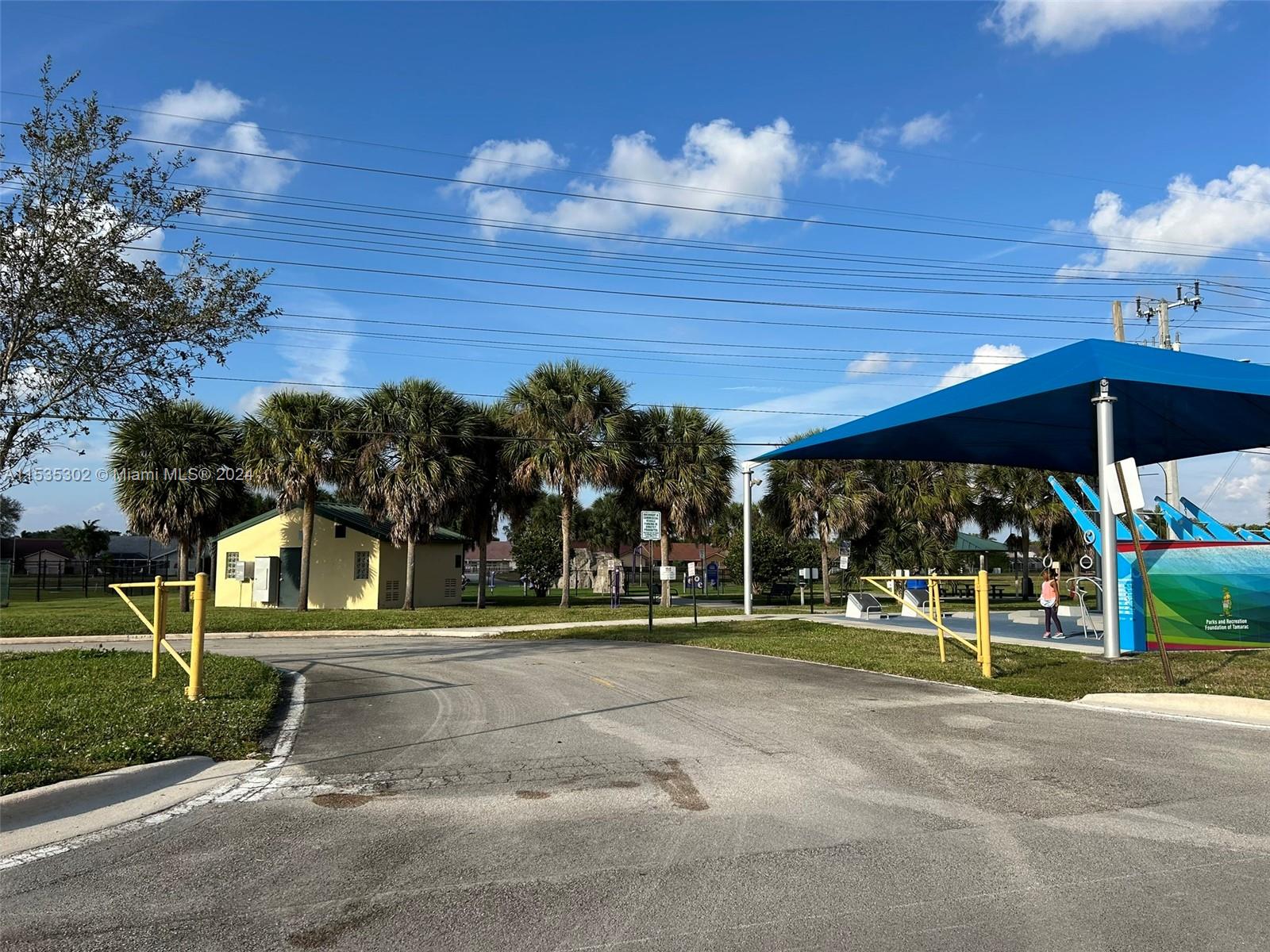 8213 Santa Monica Ter 8213, Tamarac, Florida 33321, 3 Bedrooms Bedrooms, ,2 BathroomsBathrooms,Residential,For Sale,8213 Santa Monica Ter 8213,A11535302