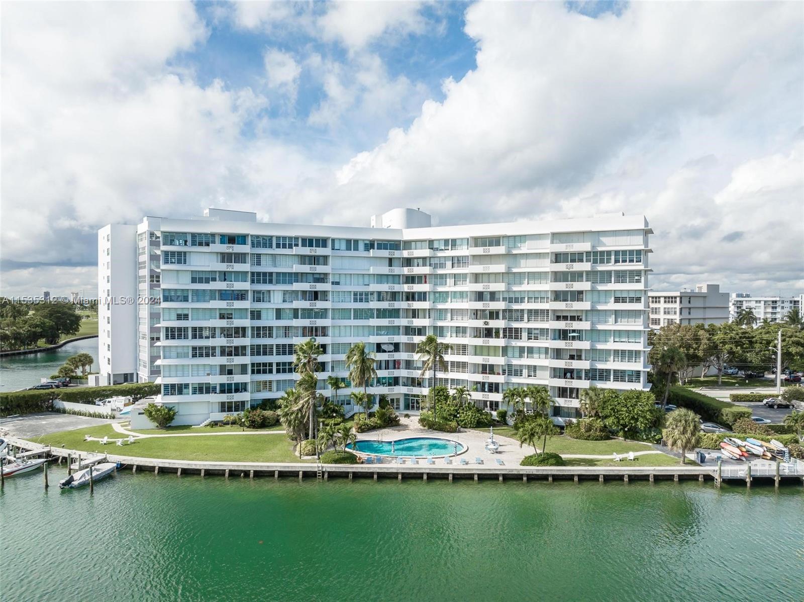 9101 E Bay Harbor Dr 203, Bay Harbor Islands, Florida 33154, 2 Bedrooms Bedrooms, ,2 BathroomsBathrooms,Residential,For Sale,9101 E Bay Harbor Dr 203,A11535312