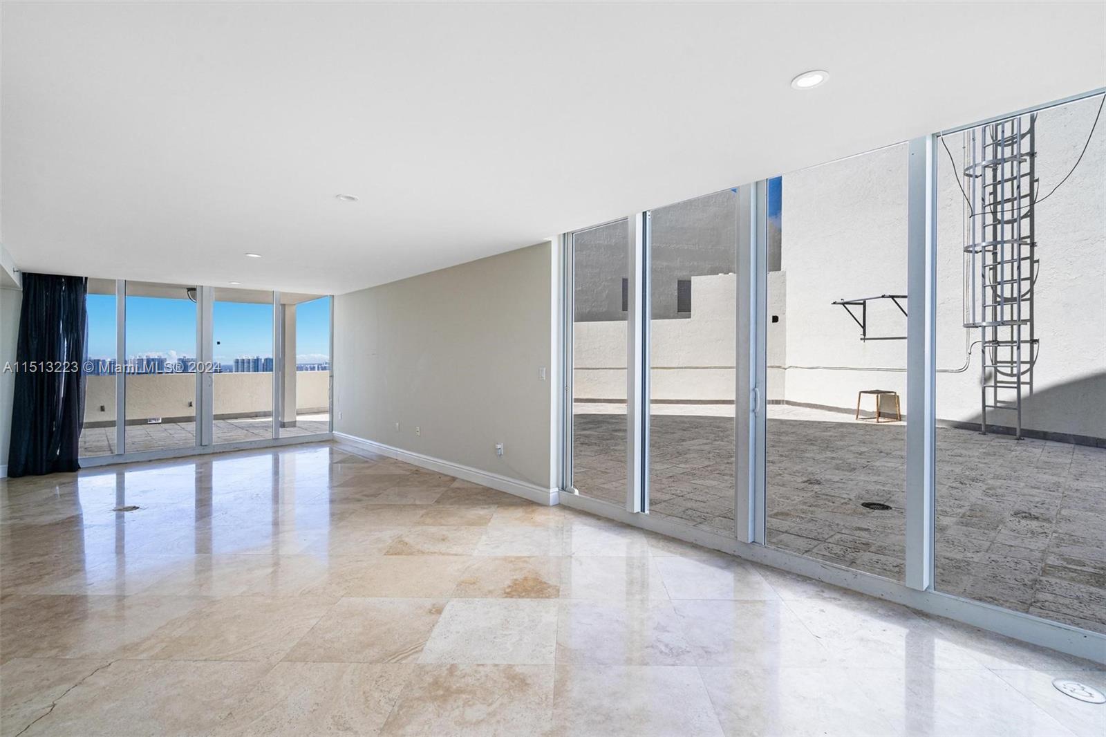 19333 Collins Ave PH-07, Sunny Isles Beach, Florida 33160, 3 Bedrooms Bedrooms, ,2 BathroomsBathrooms,Residential,For Sale,19333 Collins Ave PH-07,A11513223