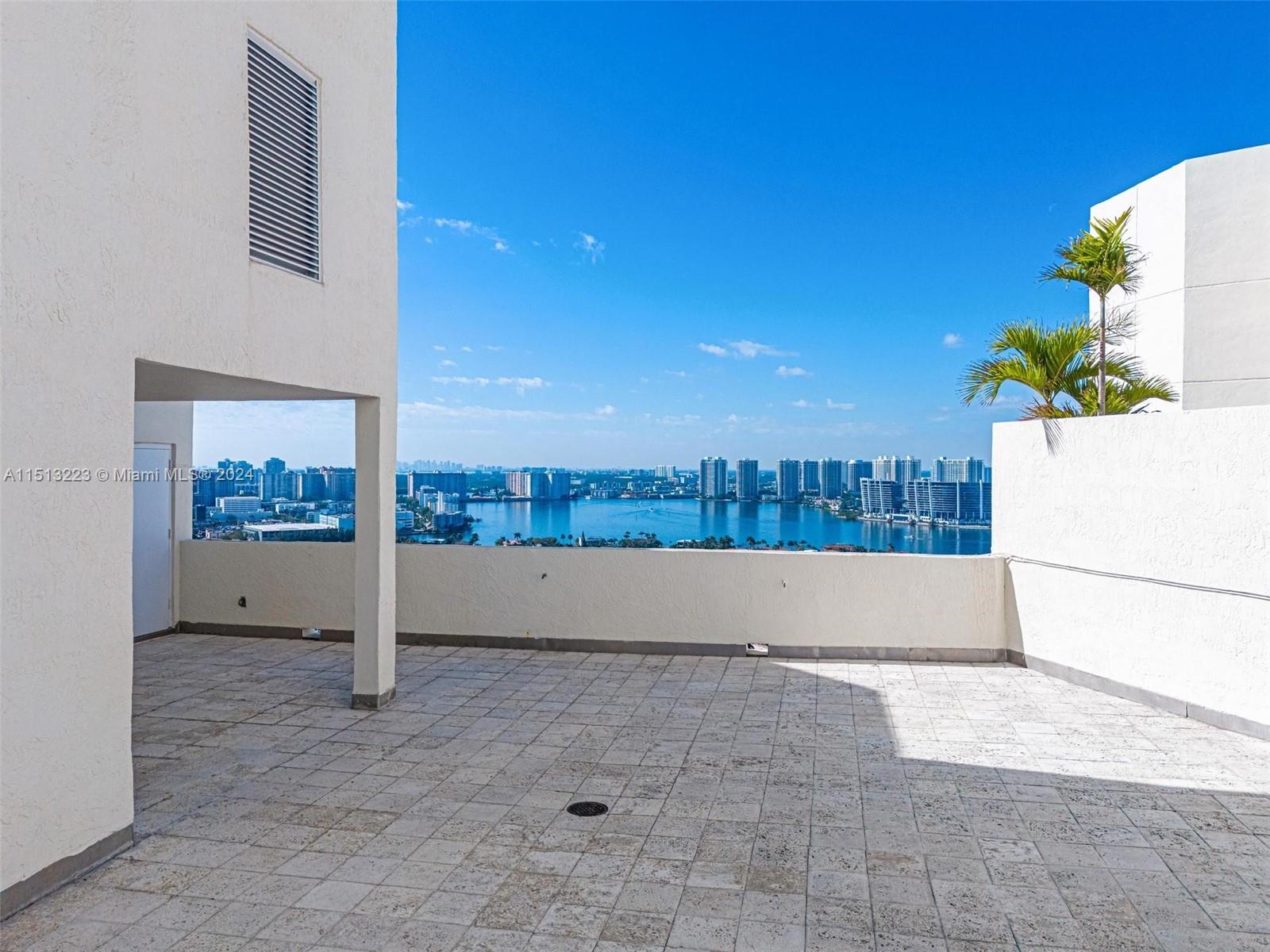 19333 Collins Ave, Sunny Isles Beach, FL, 33160 United States, 3 Bedrooms Bedrooms, ,2 BathroomsBathrooms,Residential,For Sale,Collins Ave,A11513223
