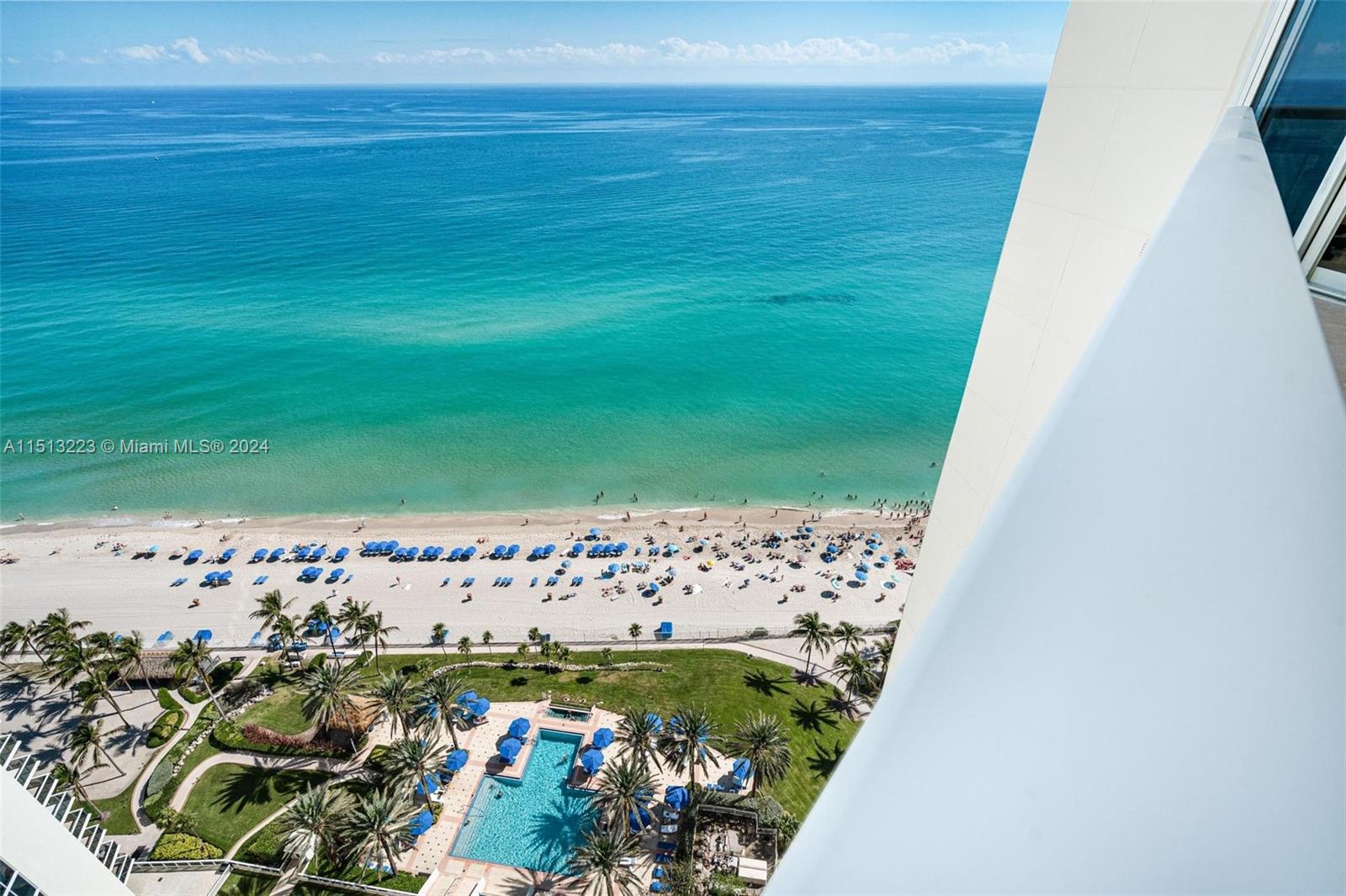 19333 Collins Ave, Sunny Isles Beach, FL, 33160 United States, 3 Bedrooms Bedrooms, ,2 BathroomsBathrooms,Residential,For Sale,Collins Ave,A11513223