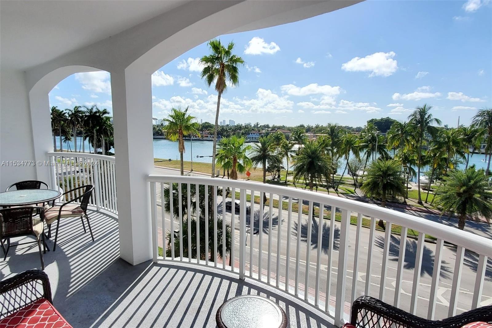 5401 Collins Ave 233, Miami Beach, Florida 33140, ,1 BathroomBathrooms,Residential,For Sale,5401 Collins Ave 233,A11534773