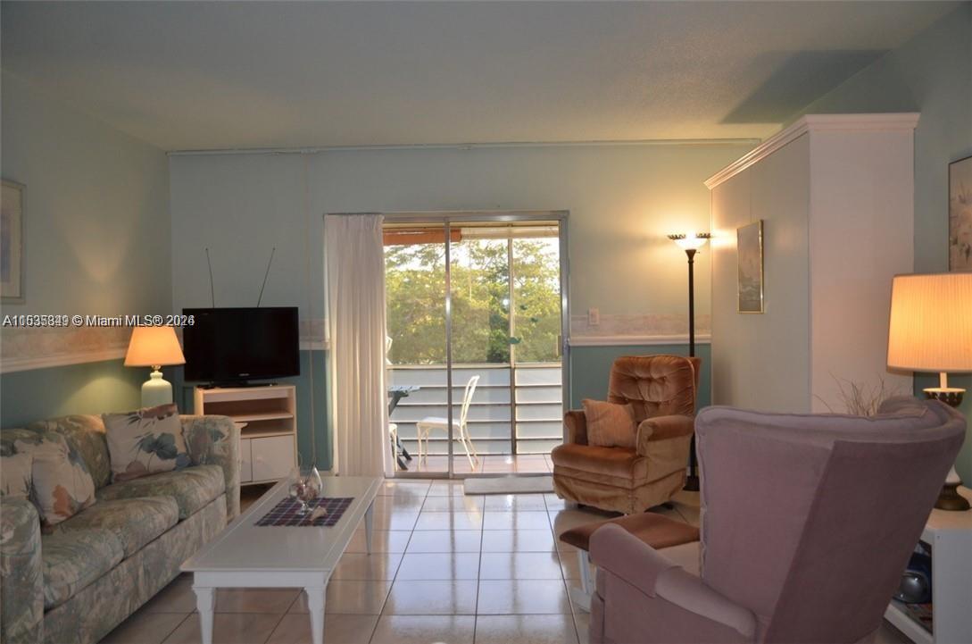 1395 NE 167th St 314, Miami, Florida 33162, 1 Bedroom Bedrooms, ,1 BathroomBathrooms,Residential,For Sale,1395 NE 167th St 314,A11535349