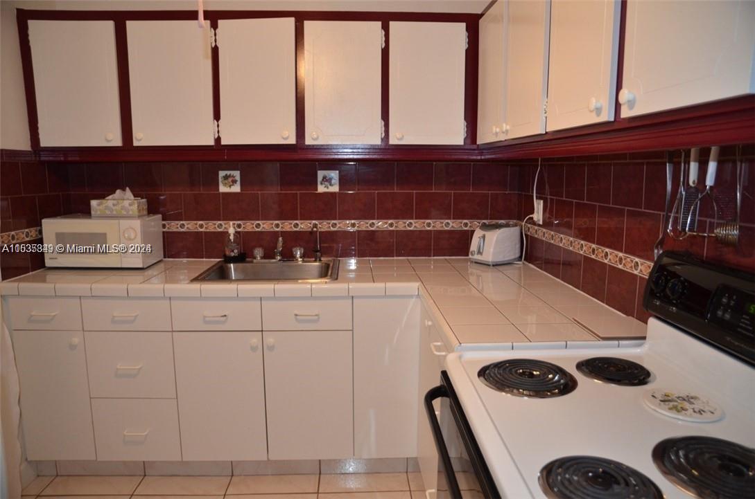 1395 NE 167th St 314, Miami, Florida 33162, 1 Bedroom Bedrooms, ,1 BathroomBathrooms,Residential,For Sale,1395 NE 167th St 314,A11535349