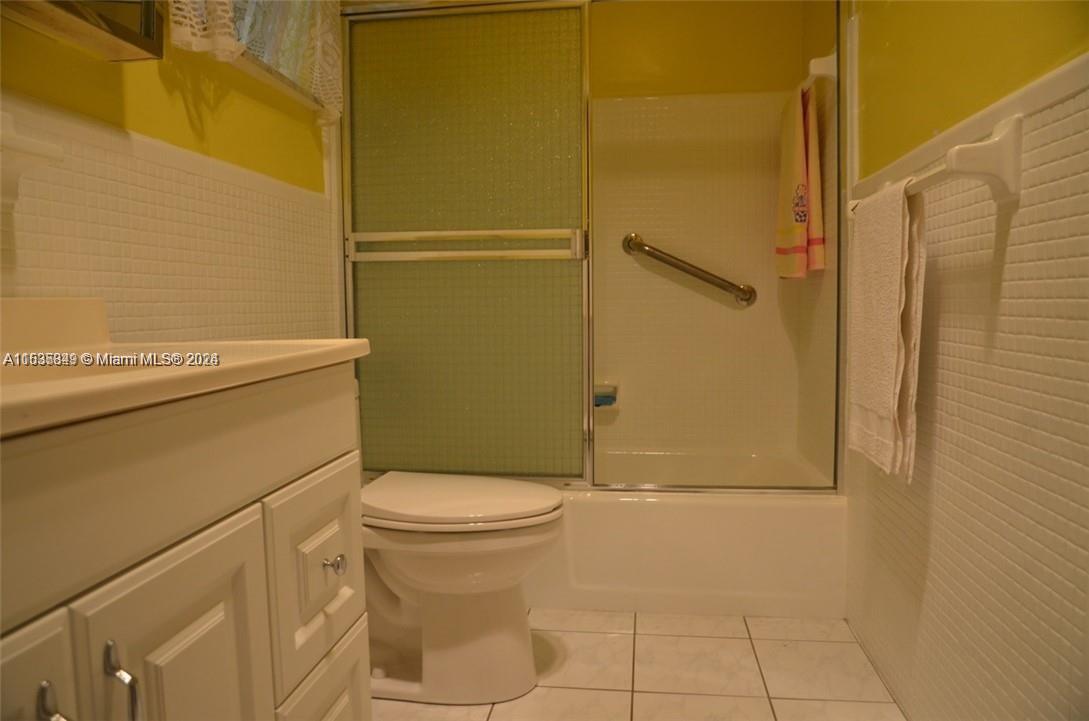 1395 NE 167th St 314, Miami, Florida 33162, 1 Bedroom Bedrooms, ,1 BathroomBathrooms,Residential,For Sale,1395 NE 167th St 314,A11535349