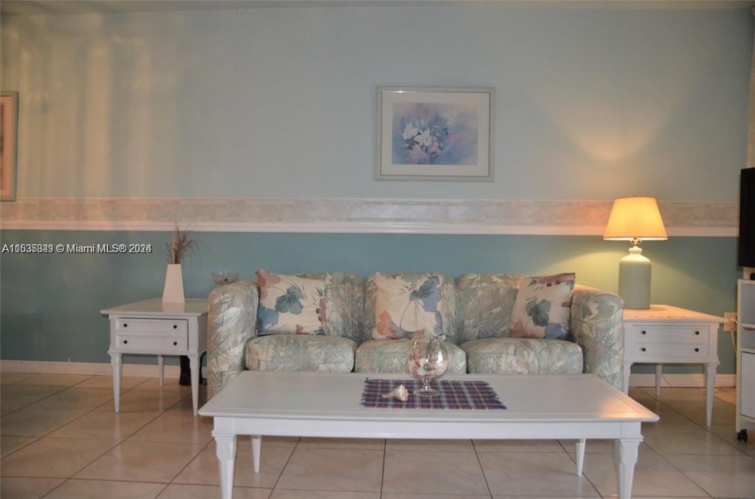 1395 NE 167th St 314, Miami, Florida 33162, 1 Bedroom Bedrooms, ,1 BathroomBathrooms,Residential,For Sale,1395 NE 167th St 314,A11535349