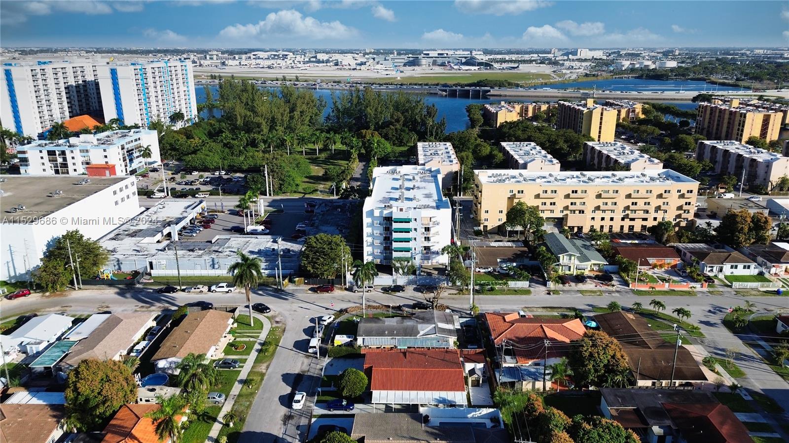 4854 NW 7th St 506, West Miami, Florida 33126, 3 Bedrooms Bedrooms, ,2 BathroomsBathrooms,Residential,For Sale,4854 NW 7th St 506,A11529686