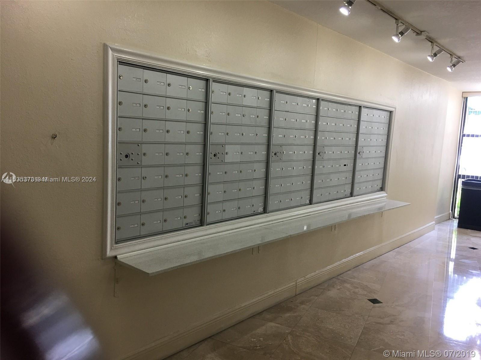 1000 PARKVIEW DR 626, Hallandale Beach, Florida 33009, 1 Bedroom Bedrooms, ,1 BathroomBathrooms,Residentiallease,For Rent,1000 PARKVIEW DR 626,A11535373