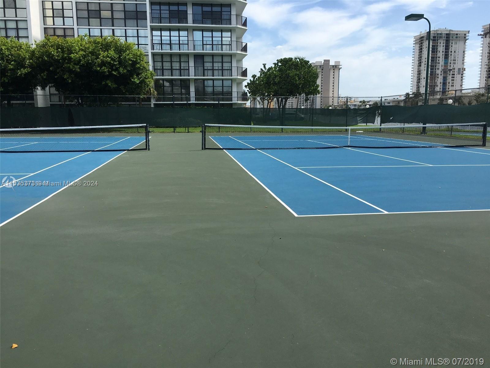 1000 PARKVIEW DR 626, Hallandale Beach, Florida 33009, 1 Bedroom Bedrooms, ,1 BathroomBathrooms,Residentiallease,For Rent,1000 PARKVIEW DR 626,A11535373