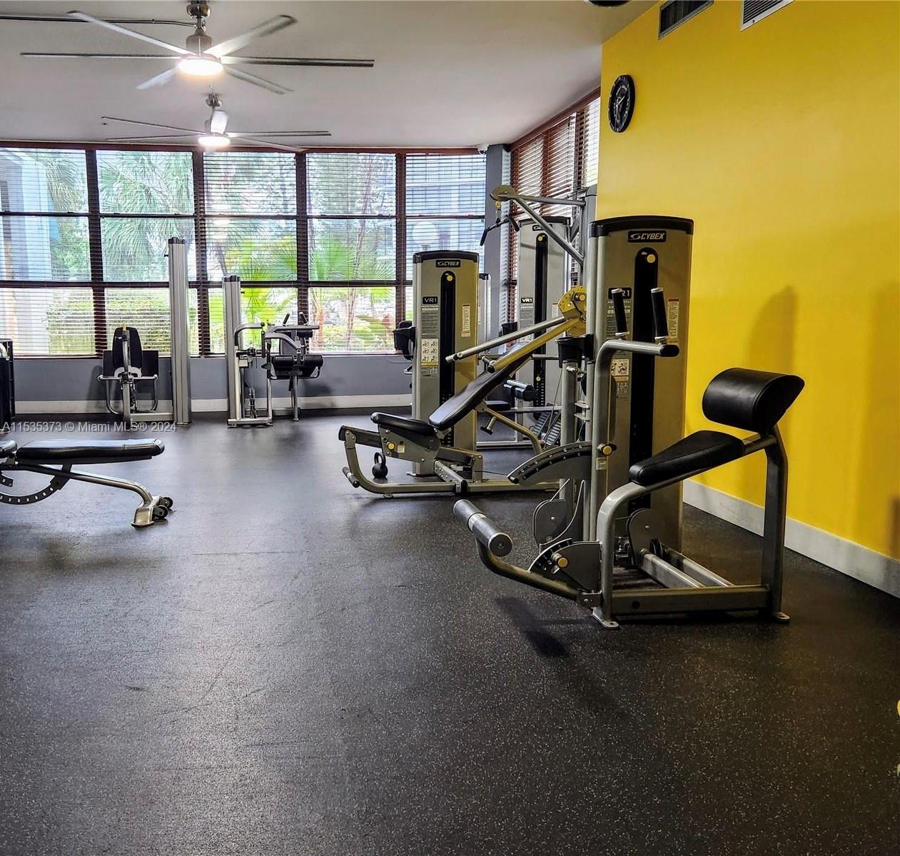 1000 PARKVIEW DR 626, Hallandale Beach, Florida 33009, 1 Bedroom Bedrooms, ,1 BathroomBathrooms,Residentiallease,For Rent,1000 PARKVIEW DR 626,A11535373