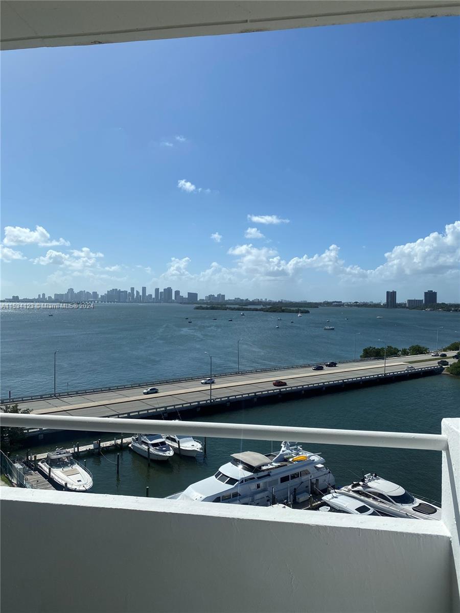 7904 West Dr 210, North Bay Village, Florida 33141, ,1 BathroomBathrooms,Residentiallease,For Rent,7904 West Dr 210,A11534123