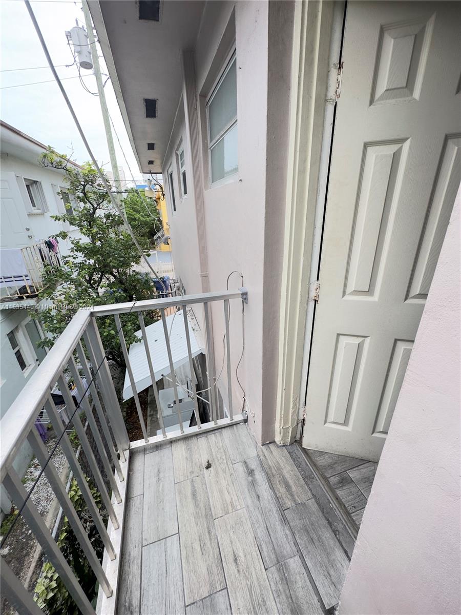 533 Meridian Ave 11, Miami Beach, Florida 33139, 1 Bedroom Bedrooms, ,1 BathroomBathrooms,Residentiallease,For Rent,533 Meridian Ave 11,A11535440