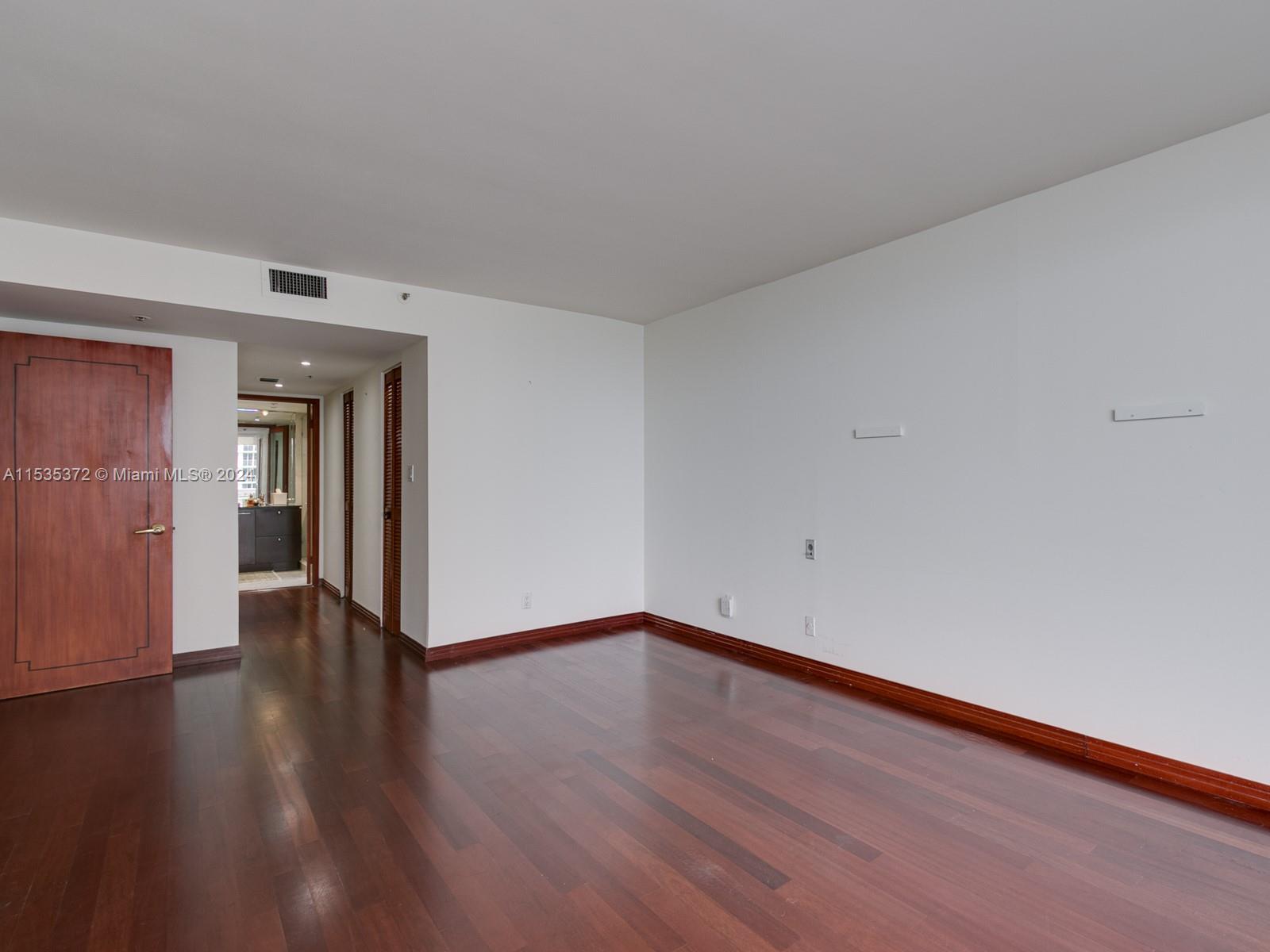 Miami, Florida 33132, 3 Bedrooms Bedrooms, ,2 BathroomsBathrooms,Residential,For Sale,A11535372