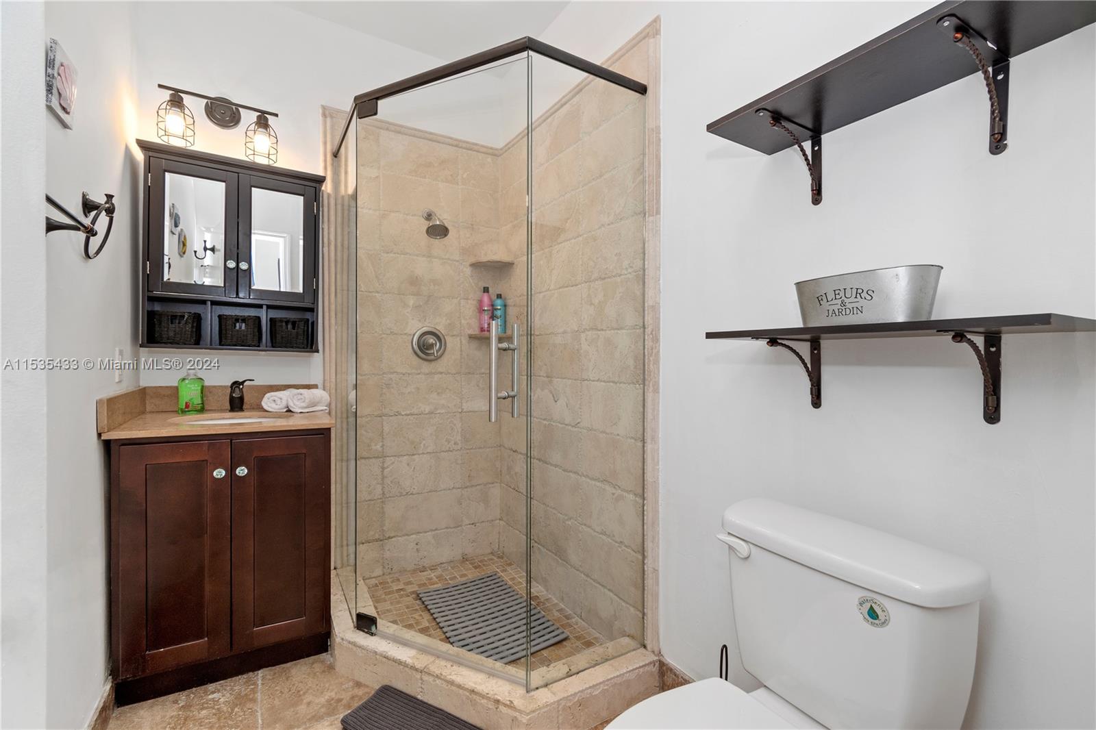 1446 Hollywood Blvd, Hollywood, Florida 33020, 4 Bedrooms Bedrooms, ,3 BathroomsBathrooms,Residential,For Sale,1446 Hollywood Blvd,A11535433