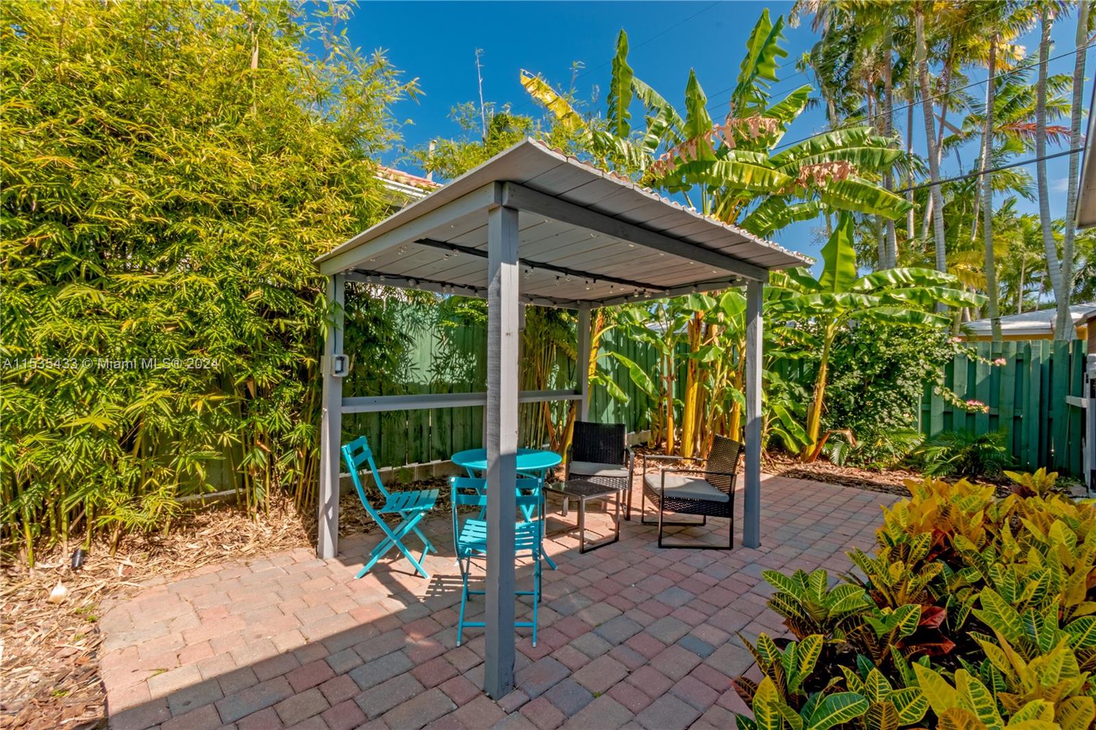 1446 Hollywood Blvd, Hollywood, Florida 33020, 4 Bedrooms Bedrooms, ,3 BathroomsBathrooms,Residential,For Sale,1446 Hollywood Blvd,A11535433