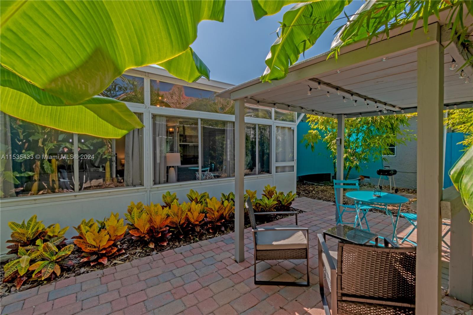 1446 Hollywood Blvd, Hollywood, Florida 33020, 4 Bedrooms Bedrooms, ,3 BathroomsBathrooms,Residential,For Sale,1446 Hollywood Blvd,A11535433