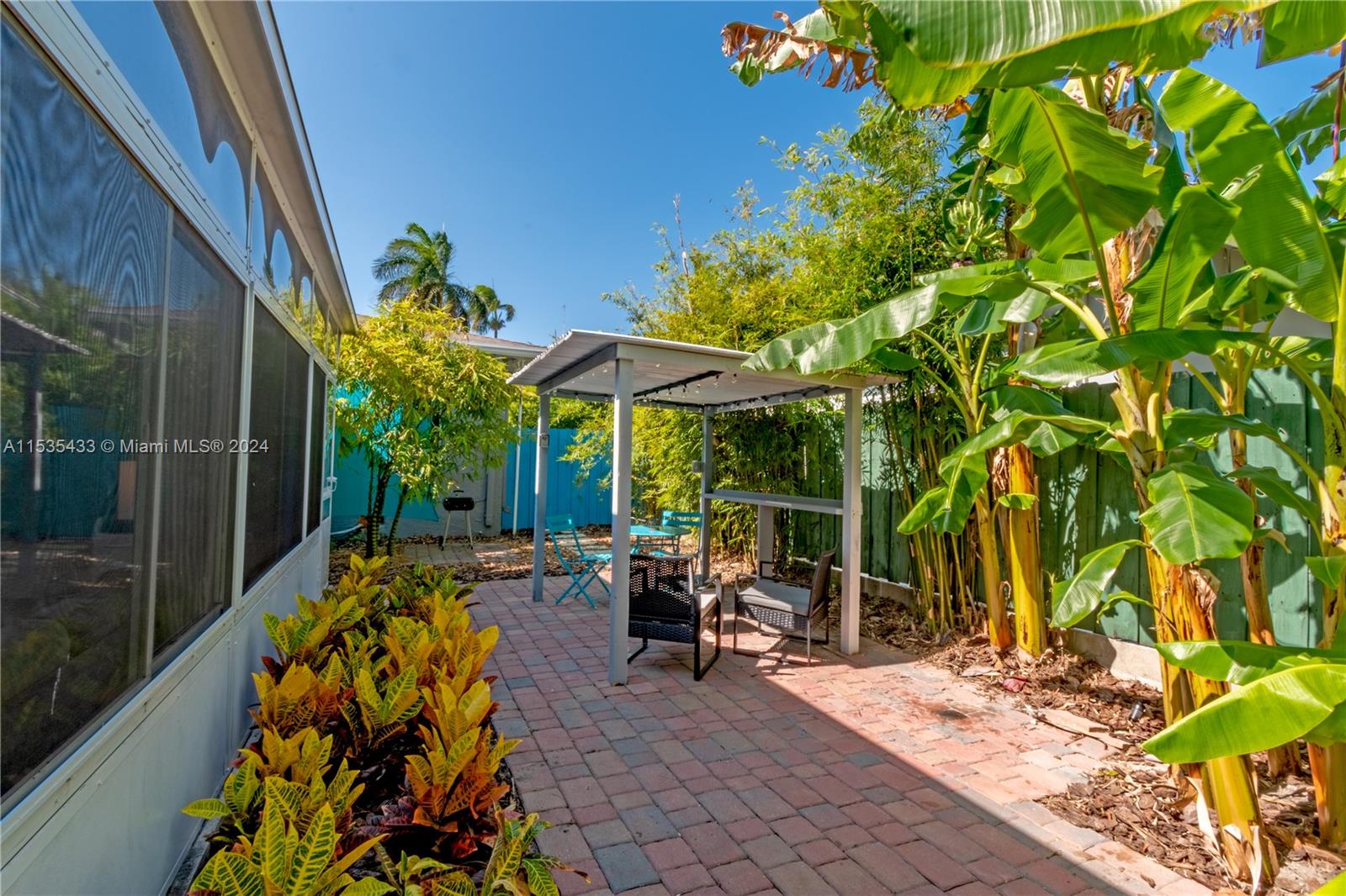 1446 Hollywood Blvd, Hollywood, Florida 33020, 4 Bedrooms Bedrooms, ,3 BathroomsBathrooms,Residential,For Sale,1446 Hollywood Blvd,A11535433