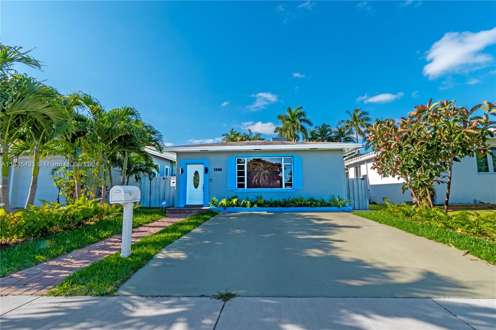 1446 Hollywood Blvd, Hollywood, Florida 33020, 4 Bedrooms Bedrooms, ,3 BathroomsBathrooms,Residential,For Sale,1446 Hollywood Blvd,A11535433