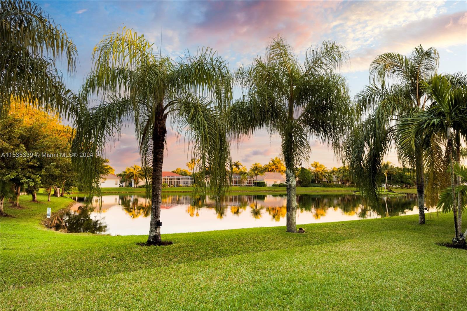 2615 Dunwoodie Pl, Homestead, Florida 33035, 4 Bedrooms Bedrooms, ,3 BathroomsBathrooms,Residential,For Sale,2615 Dunwoodie Pl,A11535339