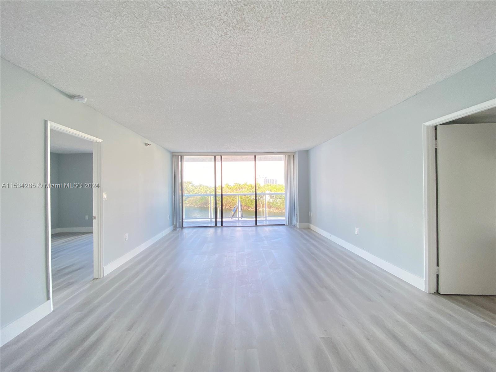 20515 E Country Club Dr 441, Aventura, Florida 33180, 2 Bedrooms Bedrooms, ,2 BathroomsBathrooms,Residential,For Sale,20515 E Country Club Dr 441,A11534285