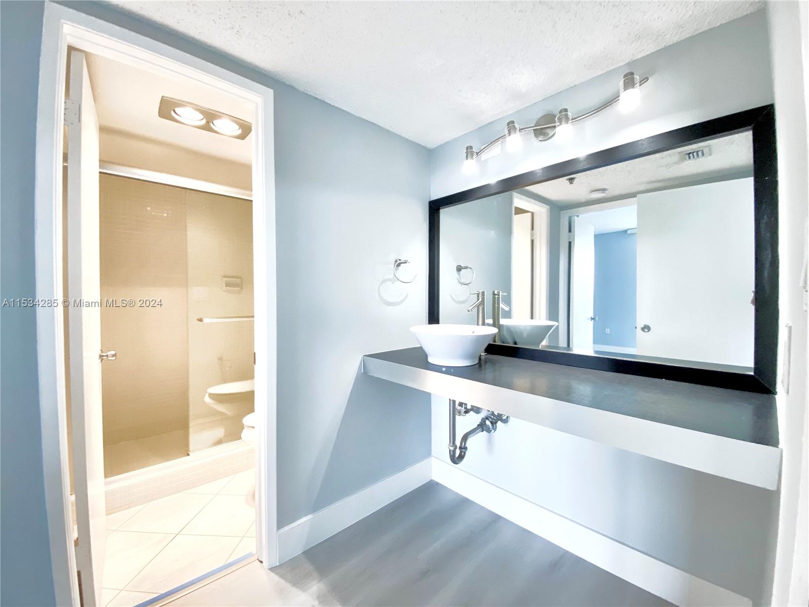 20515 E Country Club Dr 441, Aventura, Florida 33180, 2 Bedrooms Bedrooms, ,2 BathroomsBathrooms,Residential,For Sale,20515 E Country Club Dr 441,A11534285