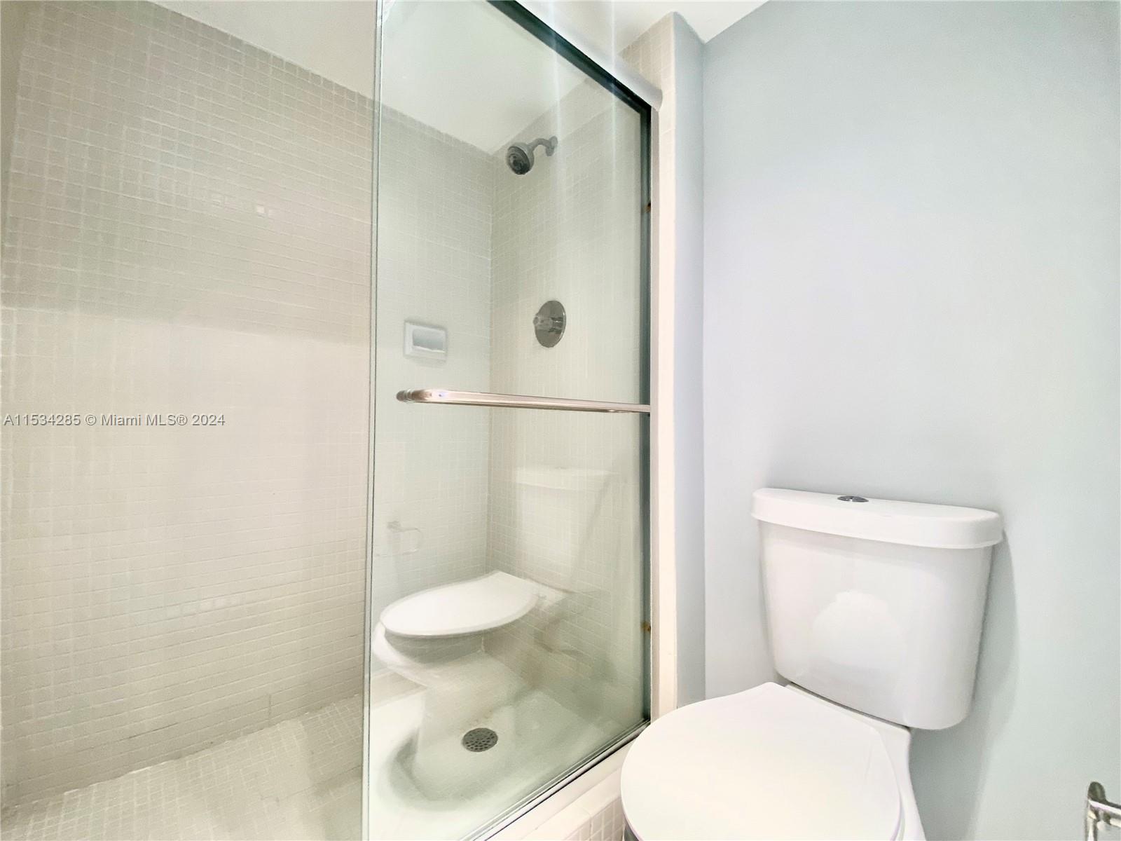 20515 E Country Club Dr 441, Aventura, Florida 33180, 2 Bedrooms Bedrooms, ,2 BathroomsBathrooms,Residential,For Sale,20515 E Country Club Dr 441,A11534285