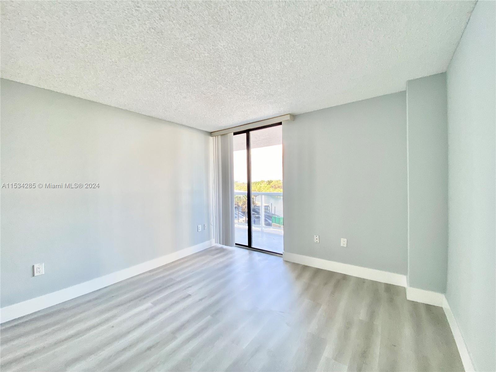 20515 E Country Club Dr 441, Aventura, Florida 33180, 2 Bedrooms Bedrooms, ,2 BathroomsBathrooms,Residential,For Sale,20515 E Country Club Dr 441,A11534285