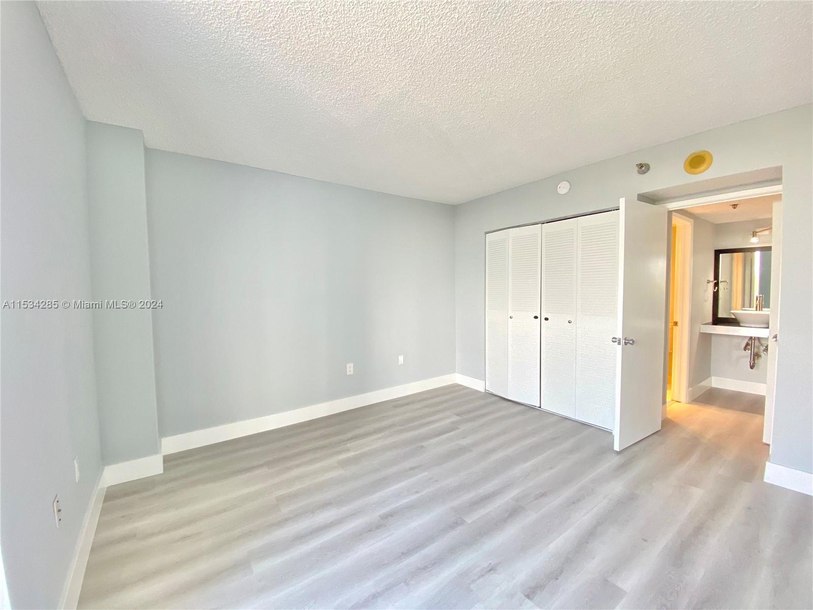 20515 E Country Club Dr 441, Aventura, Florida 33180, 2 Bedrooms Bedrooms, ,2 BathroomsBathrooms,Residential,For Sale,20515 E Country Club Dr 441,A11534285