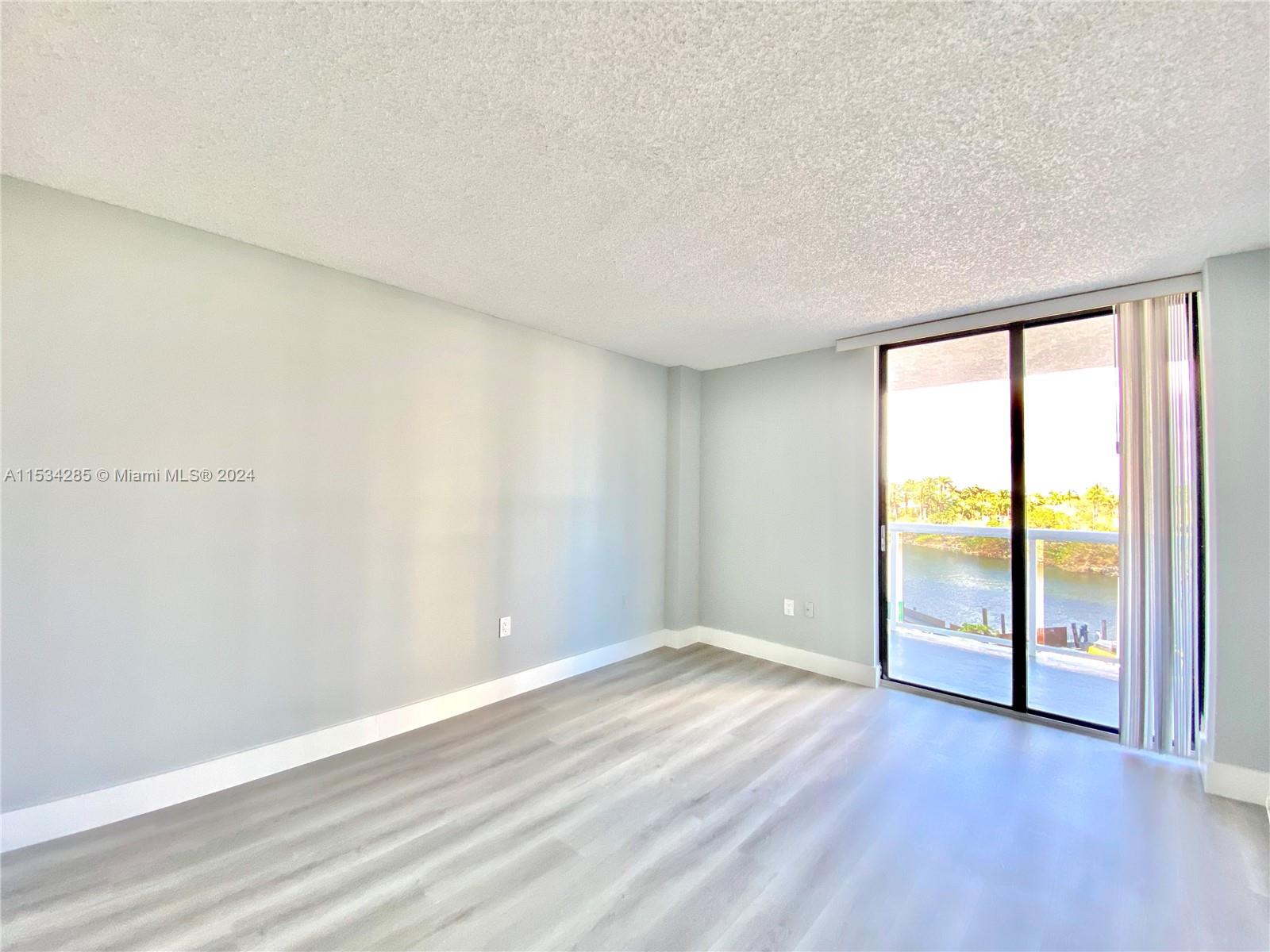 20515 E Country Club Dr 441, Aventura, Florida 33180, 2 Bedrooms Bedrooms, ,2 BathroomsBathrooms,Residential,For Sale,20515 E Country Club Dr 441,A11534285