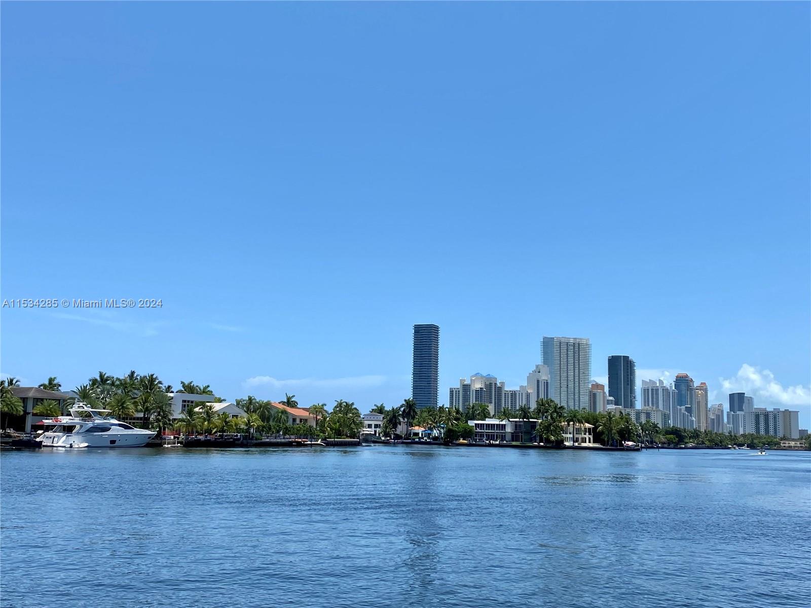 20515 E Country Club Dr 441, Aventura, Florida 33180, 2 Bedrooms Bedrooms, ,2 BathroomsBathrooms,Residential,For Sale,20515 E Country Club Dr 441,A11534285