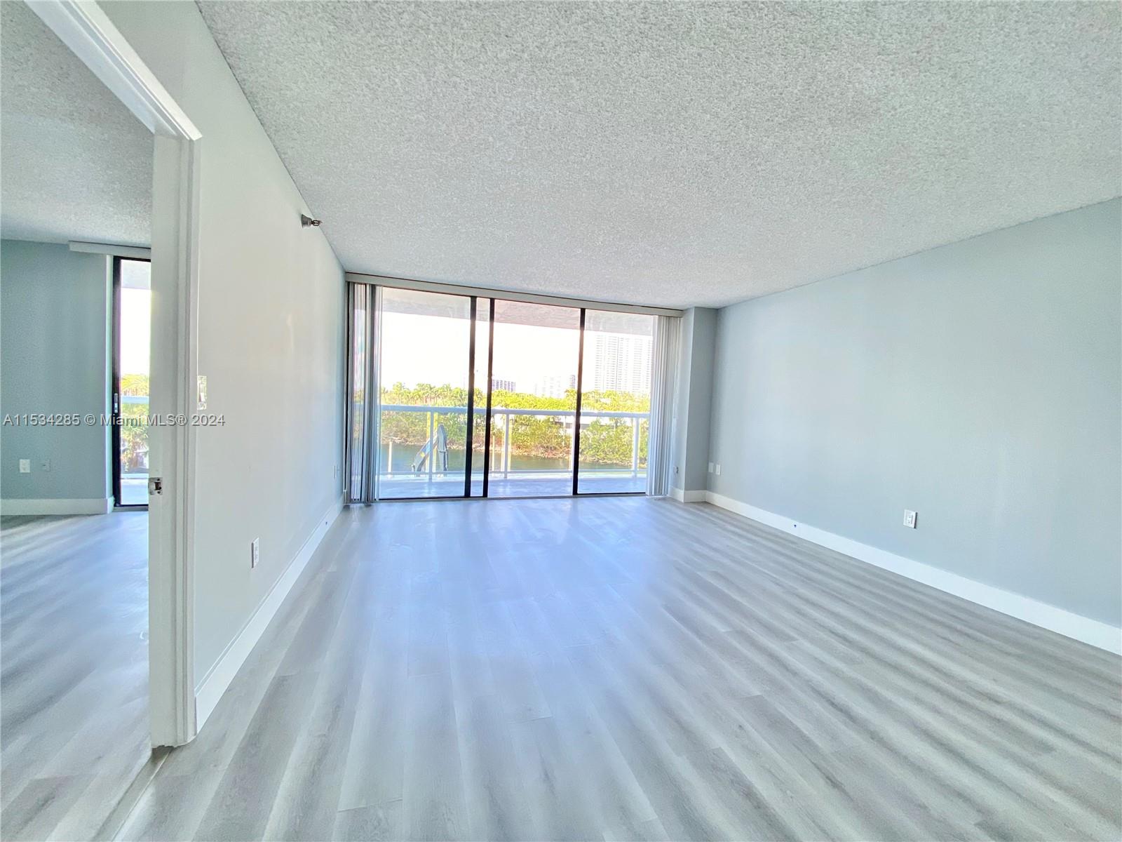 20515 E Country Club Dr 441, Aventura, Florida 33180, 2 Bedrooms Bedrooms, ,2 BathroomsBathrooms,Residential,For Sale,20515 E Country Club Dr 441,A11534285