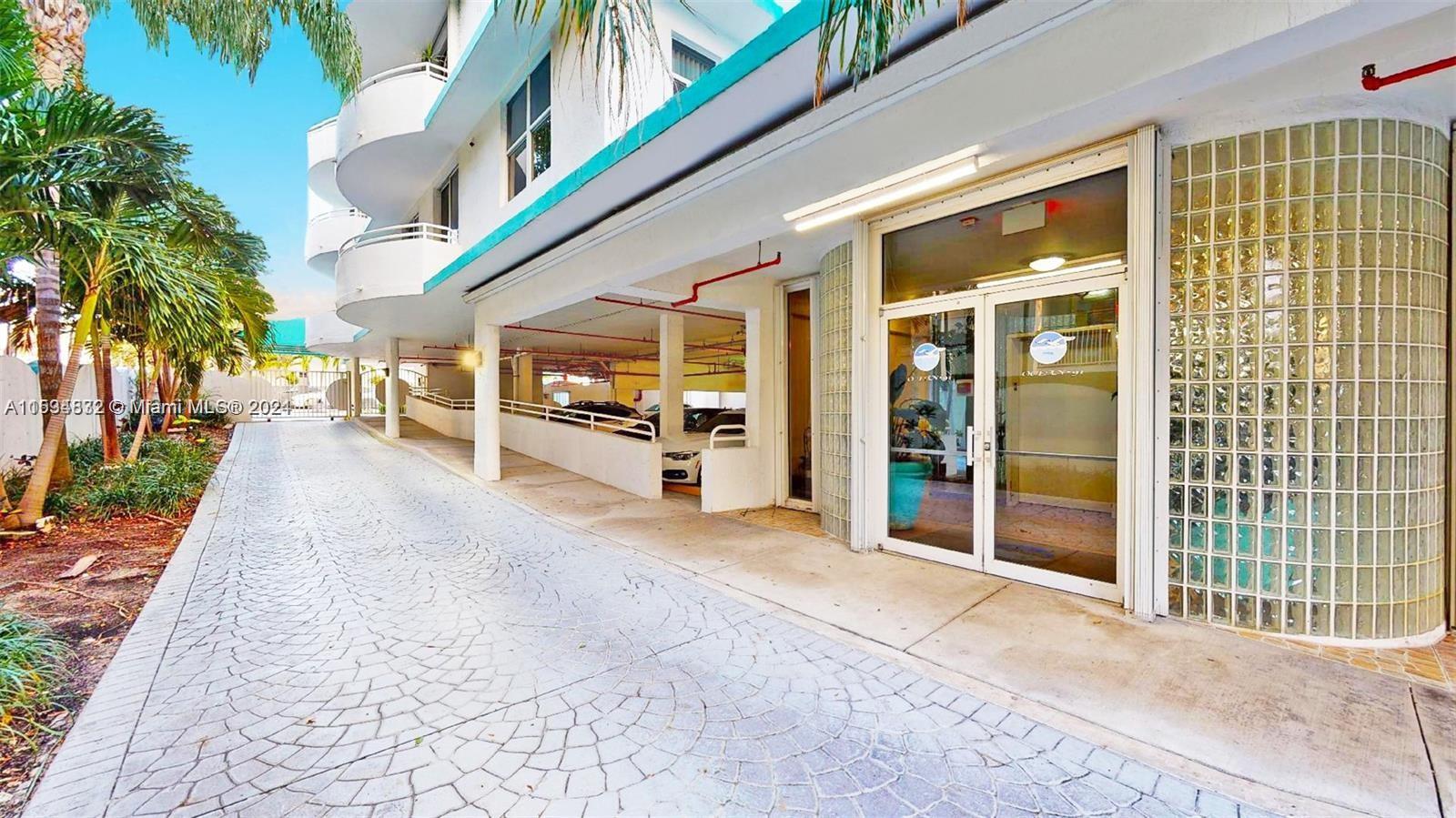 9156 Collins Ave 502, Surfside, Florida 33154, 1 Bedroom Bedrooms, ,1 BathroomBathrooms,Residential,For Sale,9156 Collins Ave 502,A11534832