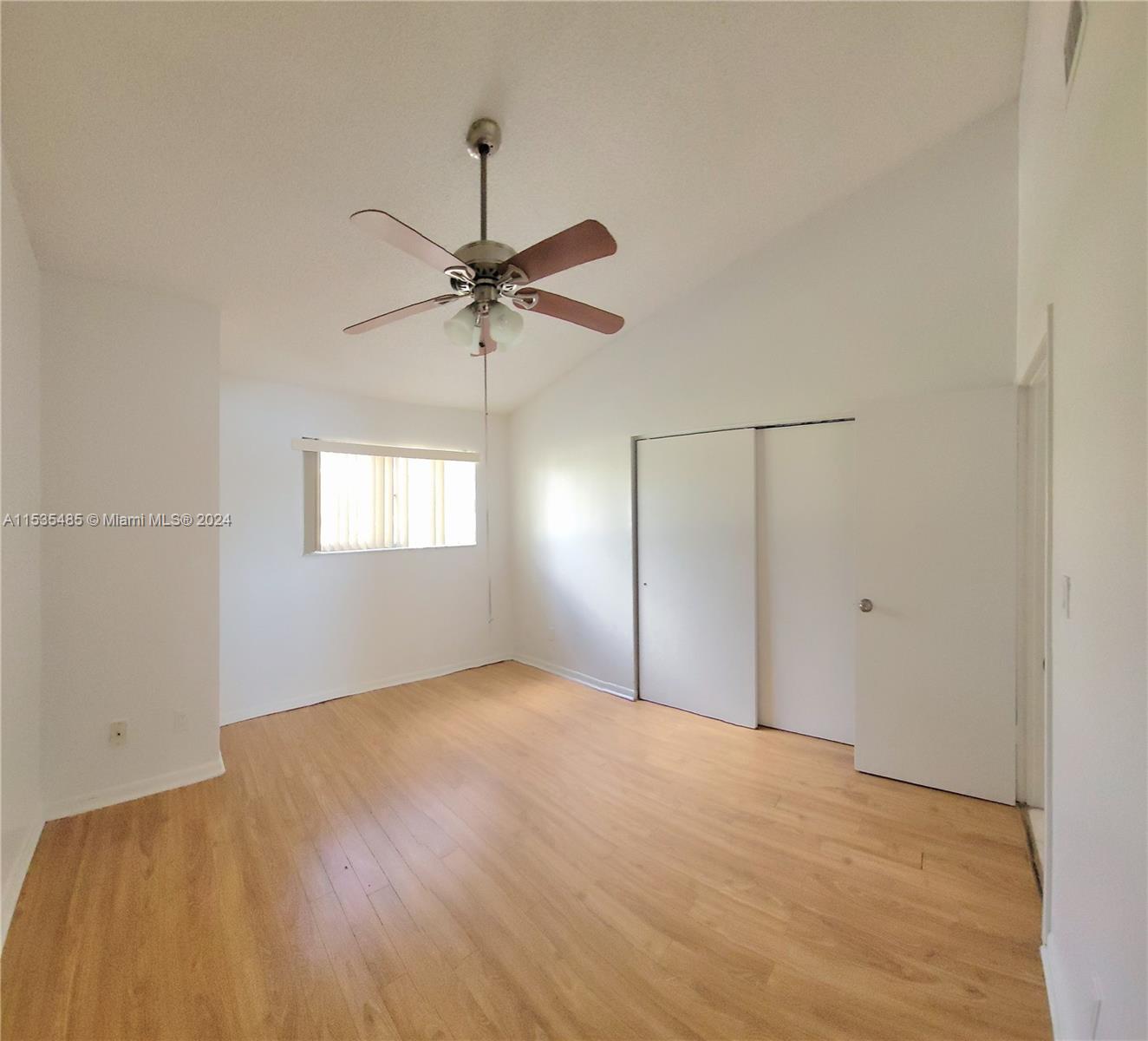 3445 NW 44th St 204, Oakland Park, Florida 33309, 2 Bedrooms Bedrooms, ,2 BathroomsBathrooms,Residentiallease,For Rent,3445 NW 44th St 204,A11535485