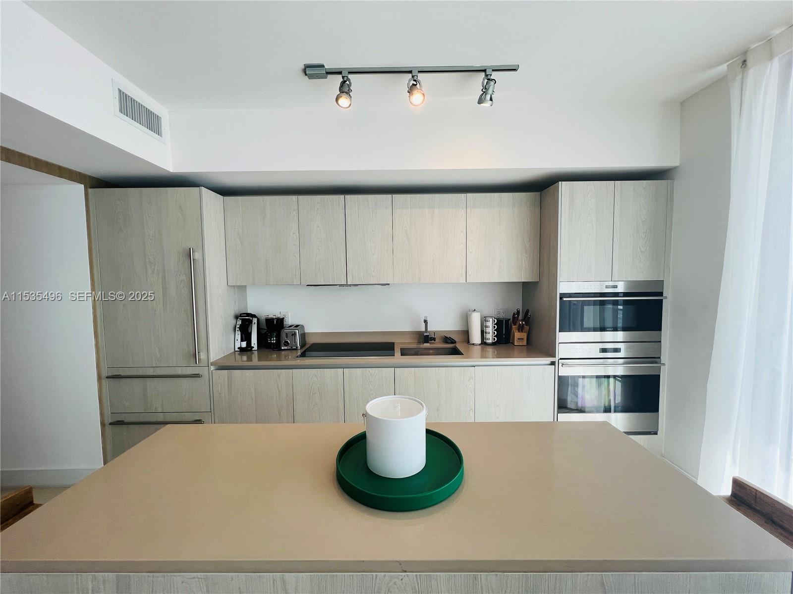 4111 S Ocean Dr 2611, Hollywood, Florida 33019, 2 Bedrooms Bedrooms, ,2 BathroomsBathrooms,Residential,For Sale,4111 S Ocean Dr 2611,A11535496
