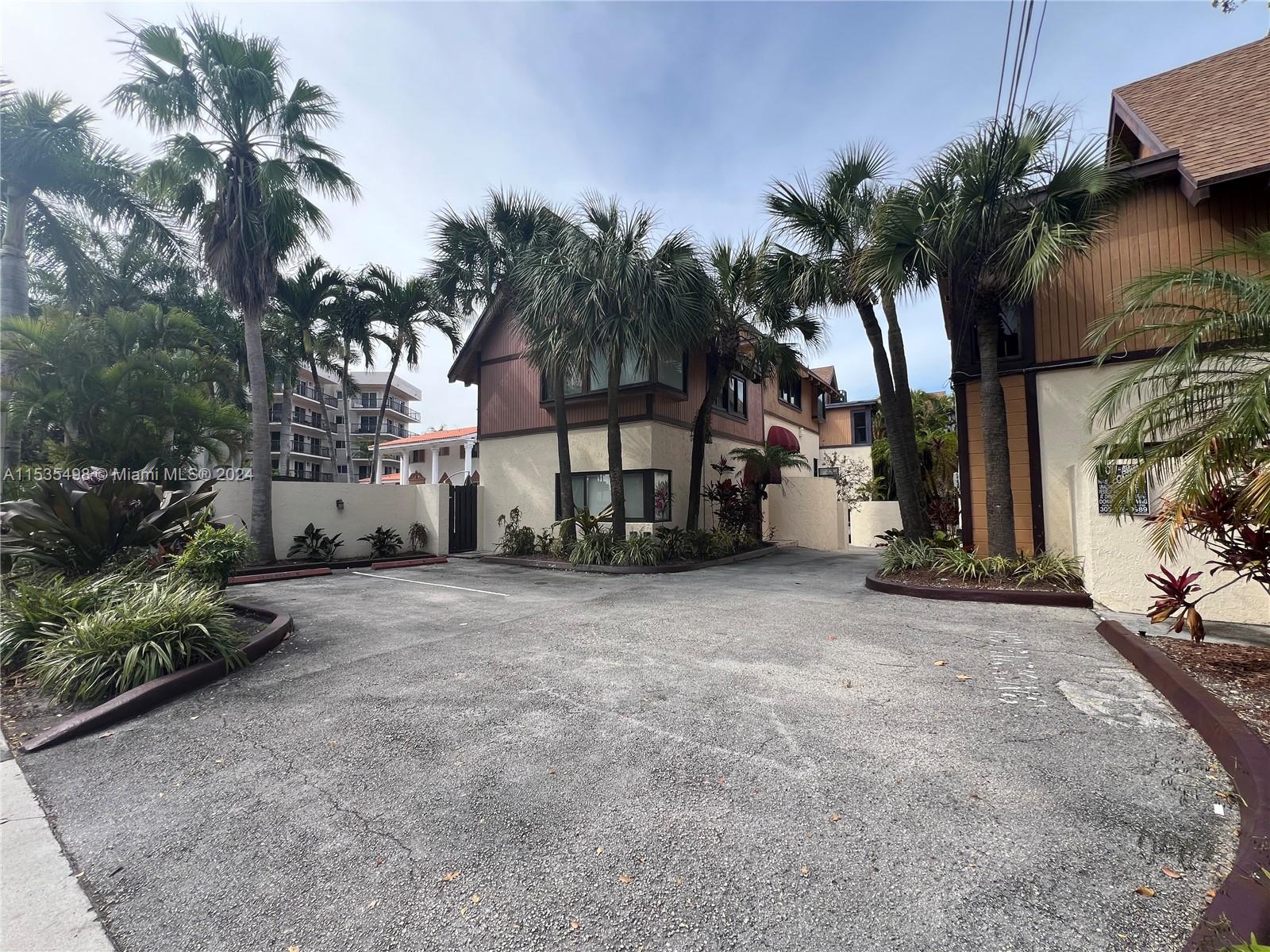1890 Brickell Ave 3, Miami, Florida 33129, 2 Bedrooms Bedrooms, ,1 BathroomBathrooms,Residentiallease,For Rent,1890 Brickell Ave 3,A11535498