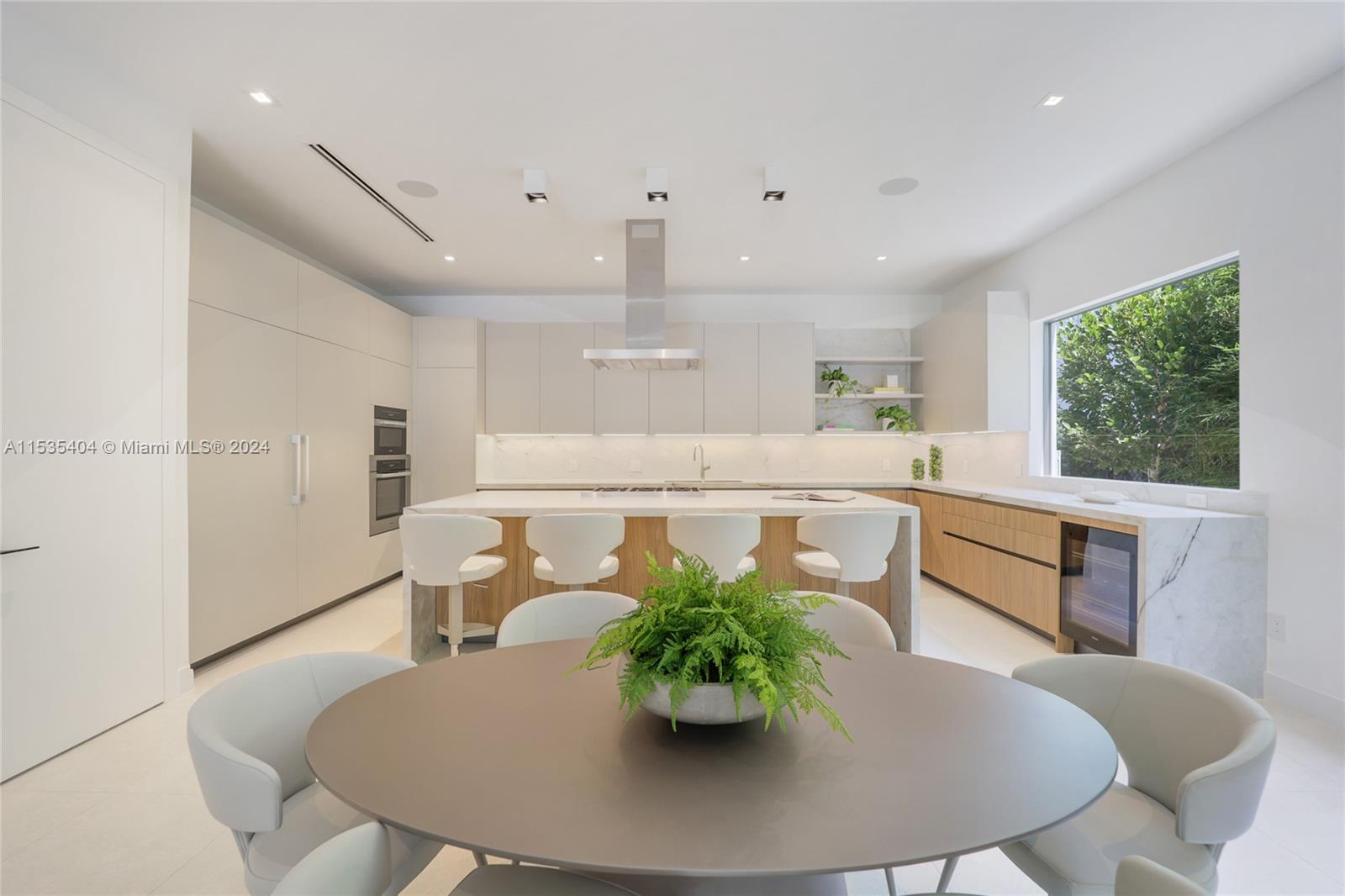 3401 Halissee St, Miami, FL, 33133 United States, 6 Bedrooms Bedrooms, ,7 BathroomsBathrooms,Residential,For Sale,Halissee St,A11535404